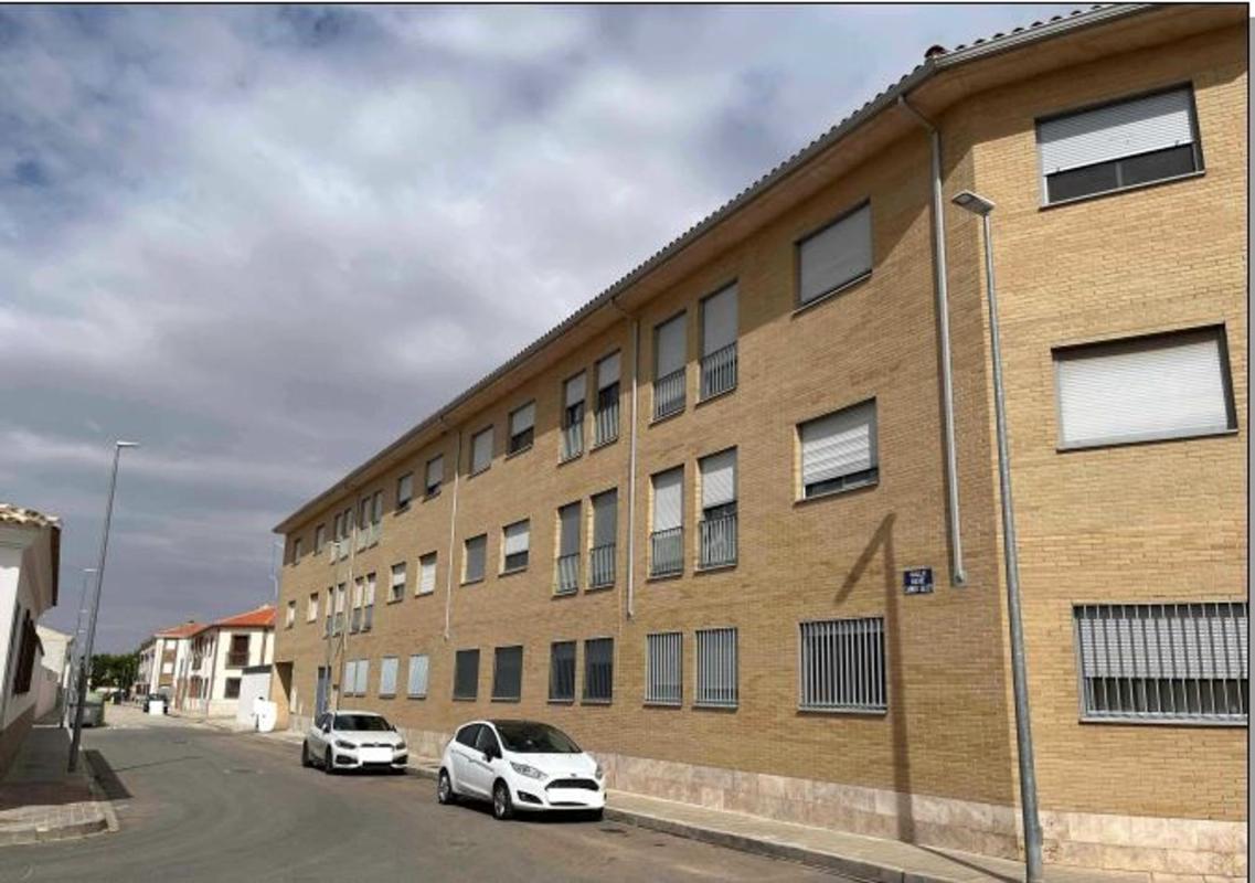 Venta de piso en Piso en Calle Sorolla s/n, Manzanares, Manzanares
photo 1