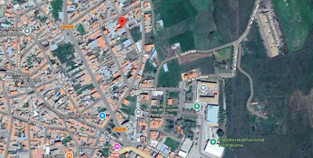 Venta de chalet independiente en Casa o chalet en Calle Goya, Piedrabuena, Piedrabuena
 photo 2