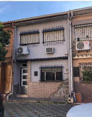 Independent chalet for sale in Casa o chalet en Calle Lebrija s/n, Sector sur - Santa Cruz, Córdoba, Córdoba
 photo