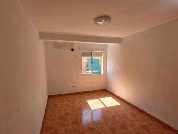Продажа квартиры на Piso en Avenida Virgen de Fátima, 41, Fátima - Campiñuela, Córdoba, Кórdoba
thumbnail 3