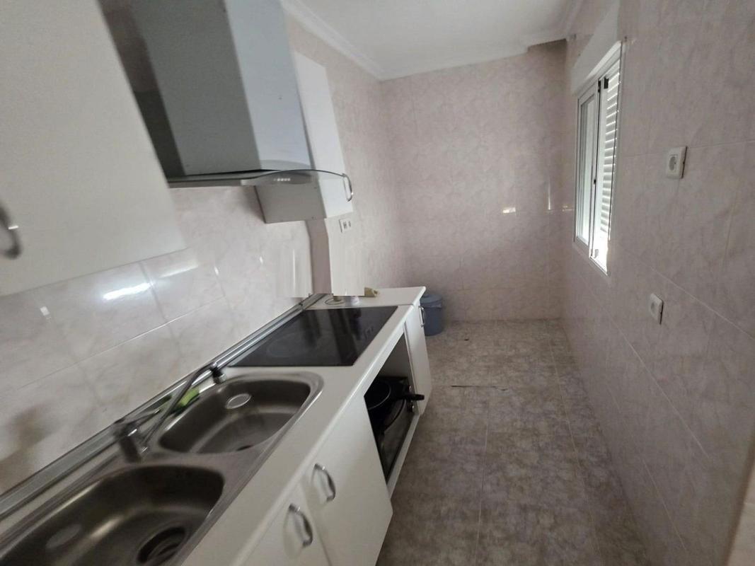 Sprzedaż mieszkania w Piso en Avenida Virgen de Fátima, 41, Fátima - Campiñuela, Córdoba, Kordoba
photo 5