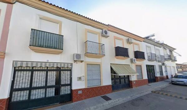 Independent chalet for sale in Casa o chalet en Plaza de las Flores, La Carlota, La Carlota
 photo 1