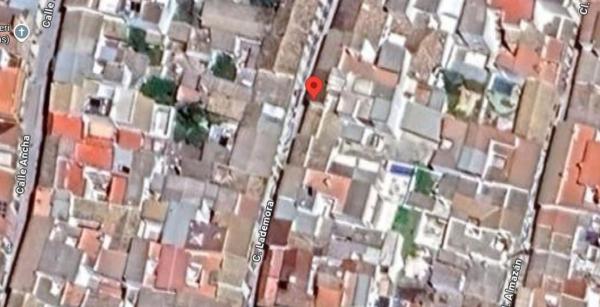 Дуплекс на продажу в Dúplex en Calle Lademora, Las Tinajerías - Juderías, Lucena, Лусена thumbnail 3