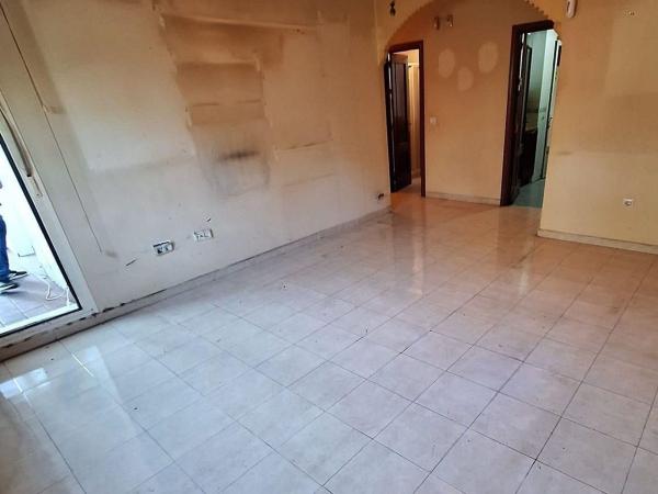 Продажа квартиры на Piso en Calle Rave, 17, Casco Histórico - Corredera - Ribera, Córdoba, Кórdoba
thumbnail 2