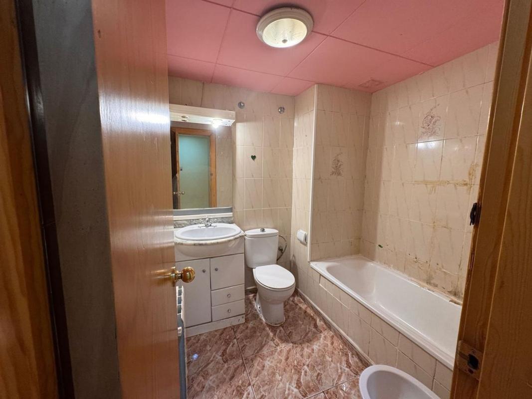 Продажа студии в Piso en Calle Tordera, 1, Centre, Blanes, Бланес photo 4