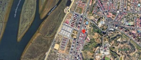 Продажа квартиры на Piso en Calle Tres Carabelas, El Carmen - Cardeñas, Huelva, Эльва
 photo 3