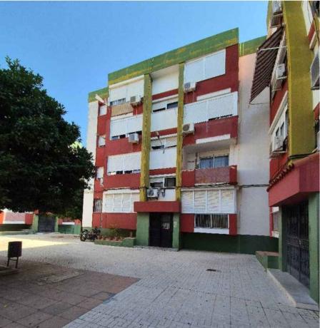 Продажа квартиры на Piso en Plaza Ignacio María Álava s/n, La Orden, Huelva, Эльва
 photo
