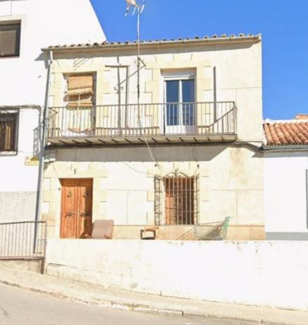 Chalet independiente en venta en Casa o chalet en Camino Ancho, Ubeda, Ubeda
photo 1