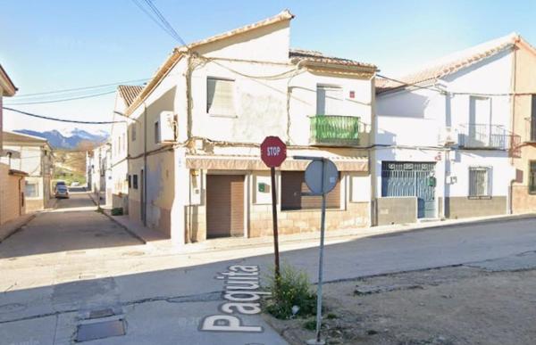 Chalet independiente en venta en Casa o chalet en Calle Paquita, Jodar, Jodar
photo 1