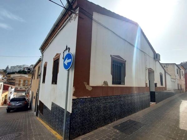 Chalet independiente en venta en Casa o chalet en Calle San Vicente, 8, Vilches, Vilches
photo 1