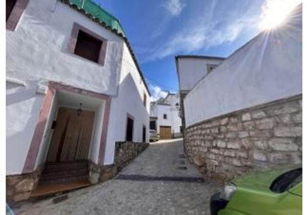 Chalet adosado en Sabiote photo