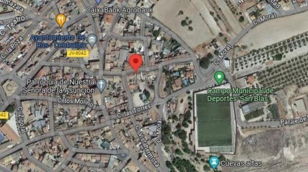 Chalet independiente en venta en Casa o chalet en Calle los Carboneros, Rus, Rus
thumbnail 3
