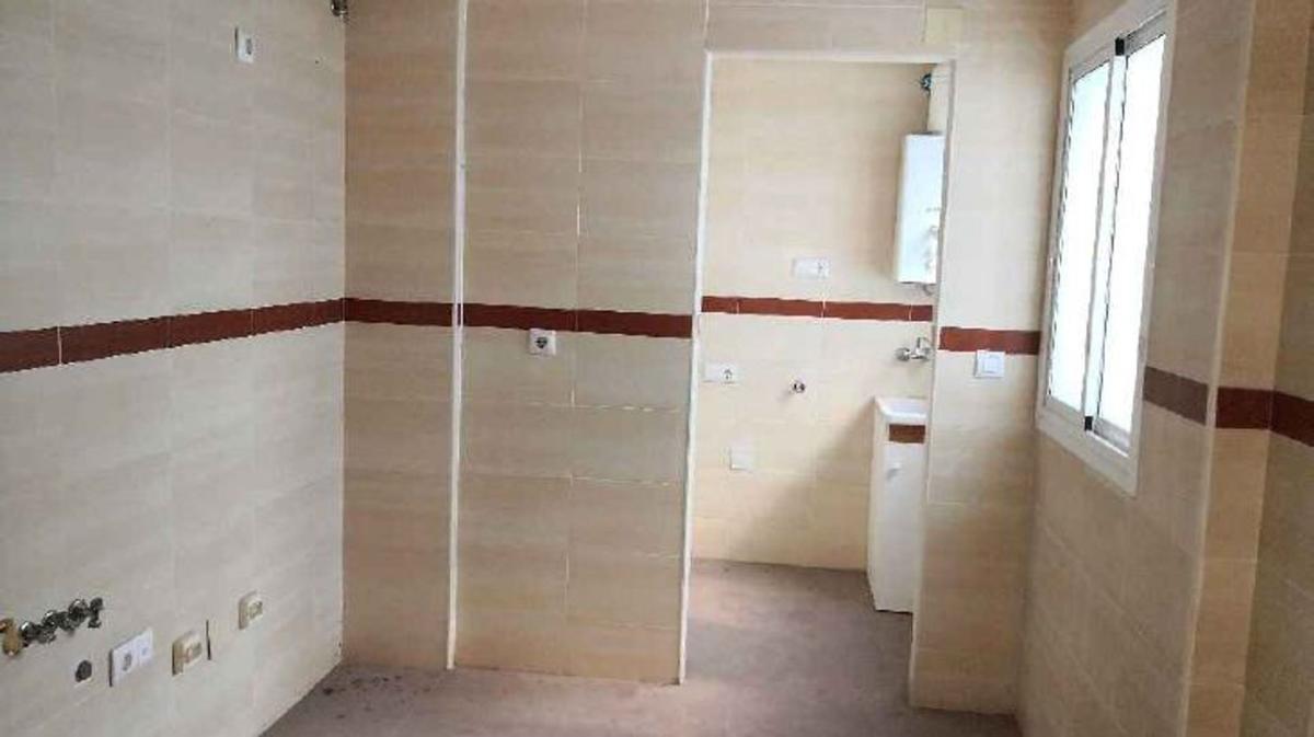 Sale of apartment in Piso en Calle Profesor Isabel García s/n, Andújar, Andújar
 photo 4