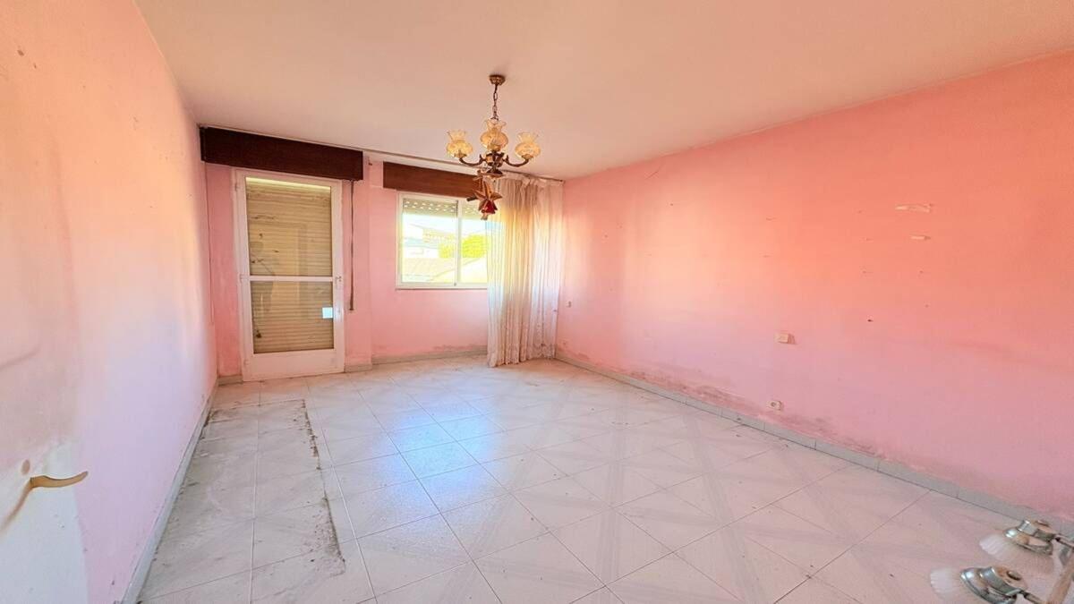 Продажа квартиры на Piso en Calle la Raicina, 12, Fabero, Фаберо
 photo 5