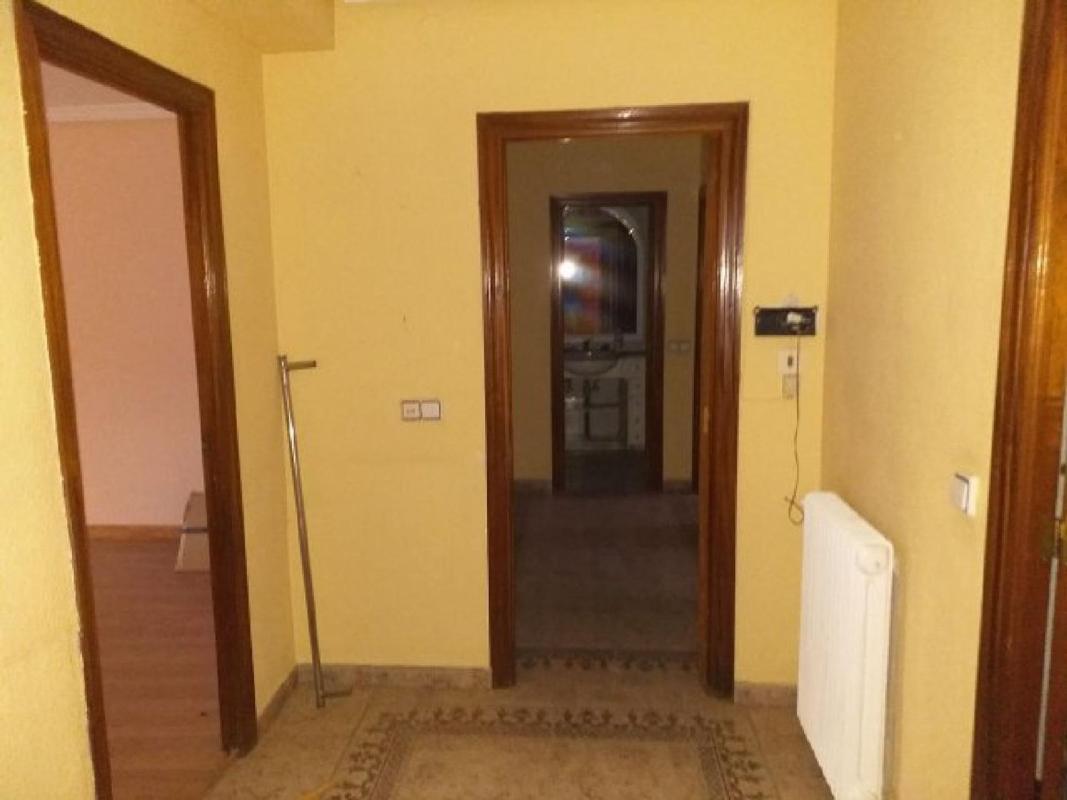 Venta de piso en Piso en Plaza de Santa Barbara, 2, Bembibre, Bembibre
photo 3
