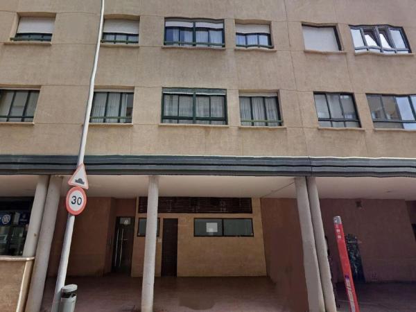 Venta de piso en Piso en Calle Luis Rosales, 24 p, Ensanche, Alcalá de Henares, Alcalá de Henares
 photo 1