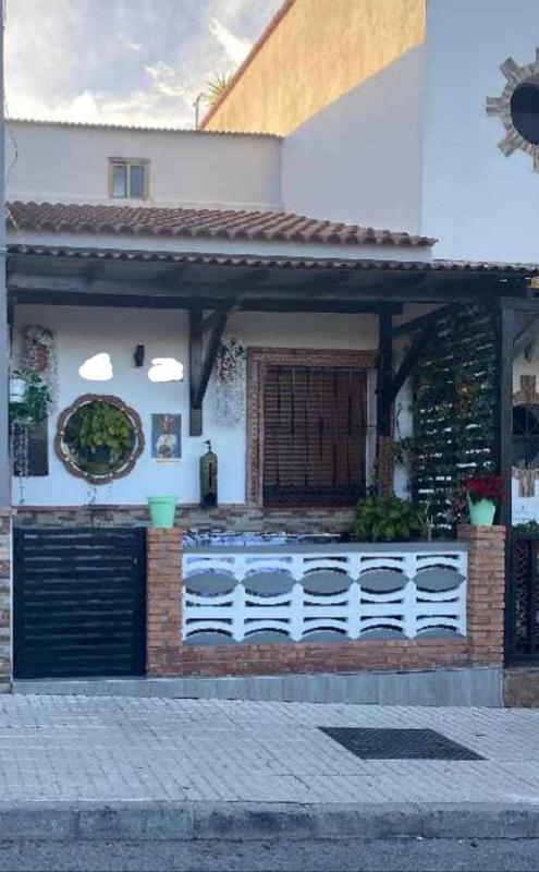 Sprzedaż niezależnego domku jednorodzinnego w Casa o chalet en Calle Ripario s/n, Platero - El Limón, Alhaurín de la Torre, Alhaurín de la Torre photo 1