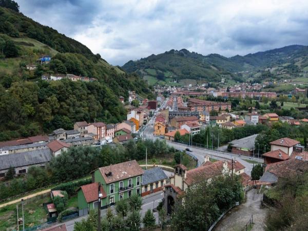 Продажа квартиры на Piso en Figaredo - Turón, Mieres del Camino, Мьерес-дель-Камино
thumbnail 3