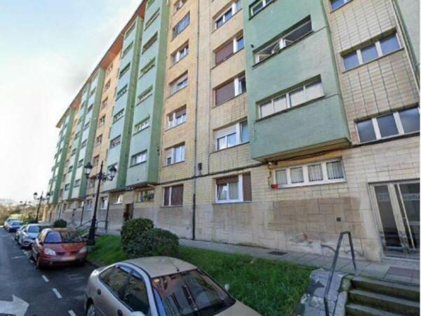 Продажа квартиры на Piso en Calle Vetusta, 27, Fozaneldi-Tenderina, Oviedo, Овьедо
photo 1