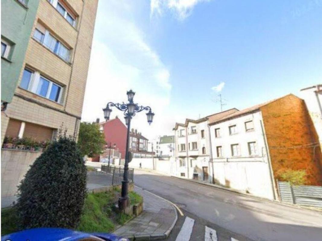Продажа квартиры на Piso en Calle Vetusta, 27, Fozaneldi-Tenderina, Oviedo, Овьедо
 photo 3