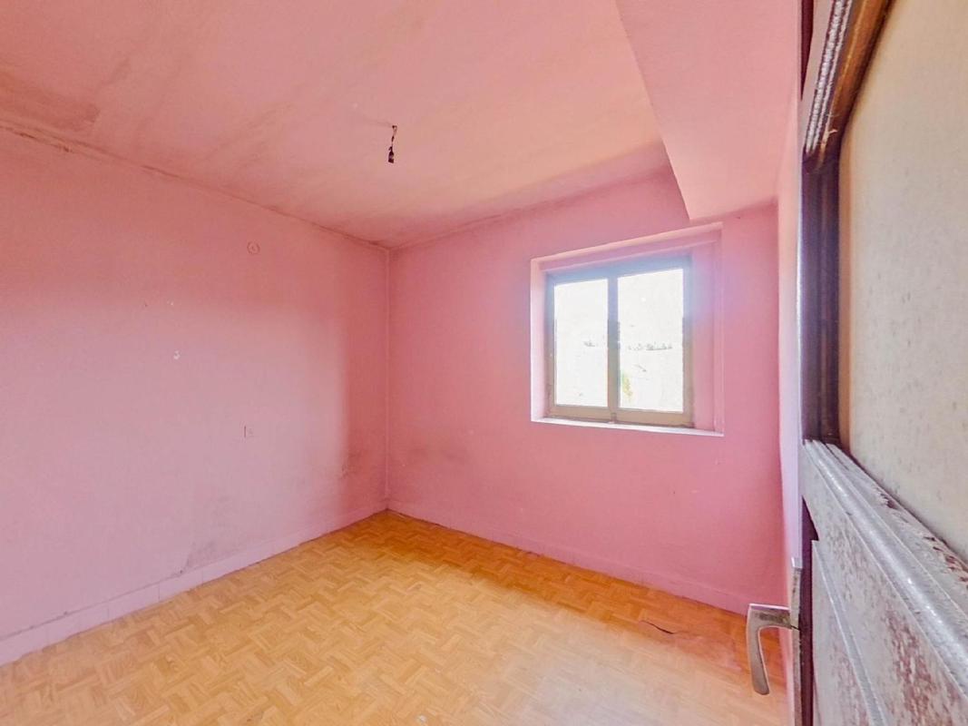 Sprzedaż niezależnego domku jednorodzinnego w  Casa o chalet en Grado, Grado photo 5