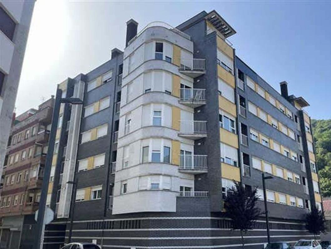 Sprzedaż mieszkania w Piso en San Martín del Rey Aurelio, San Martín del Rey Aurelio
photo 1