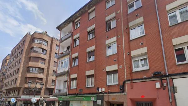 Продажа квартиры на Piso en Calle Alejandro Casona s/n, La Ería, Oviedo, Овьедо
 photo