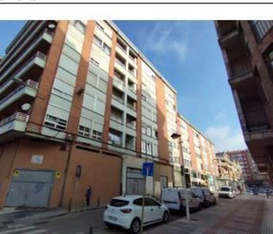Продажа квартиры на Piso en Calle Pintor Modinos s/n, Centro, Torrelavega, Торрелавега
 photo