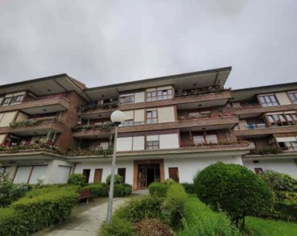 Продажа квартиры на Piso en Calle el Sacramento s/n, Selaya, Селая
 photo