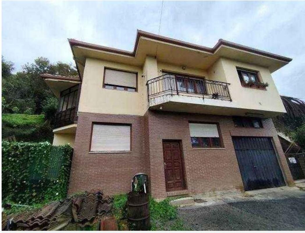 Продажа отдельного шале в Casa o chalet en Hazas de Cesto, Хазас де Сесто photo 1