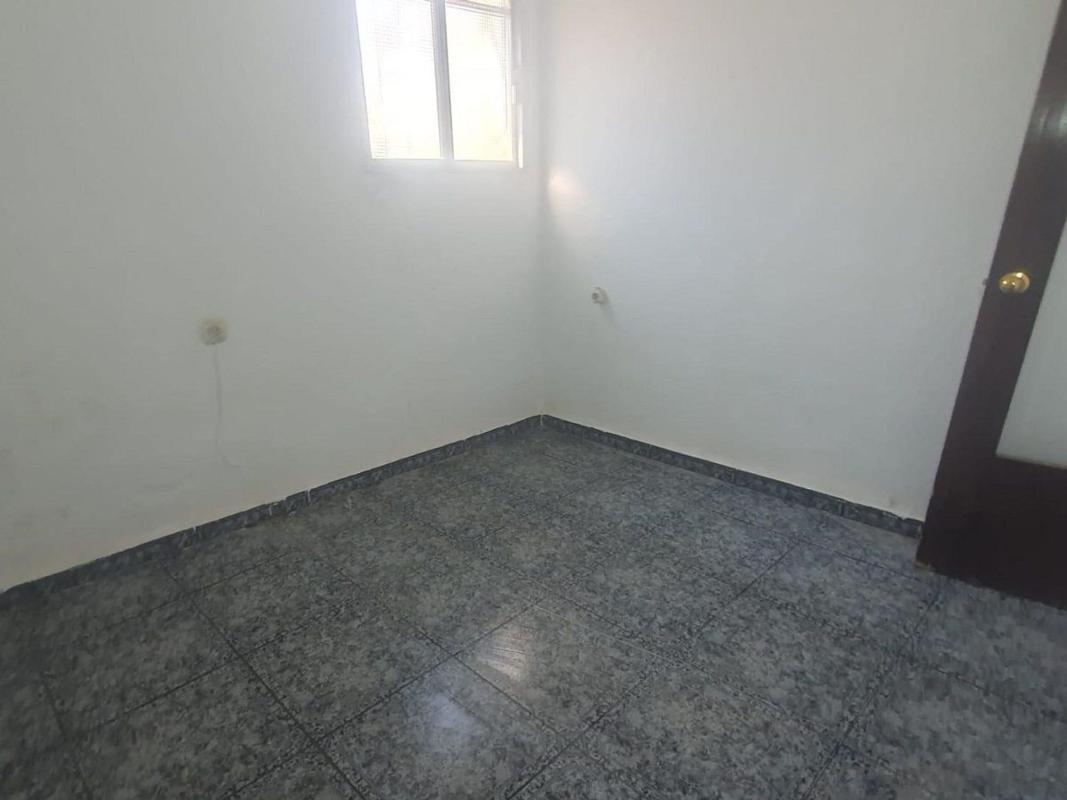 Venta de piso en Piso en Calle Castelar, 109, Cantillana, Cantillana
photo 3