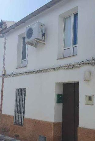 Частный шале на продаже в  Casa o chalet en Calle Severo Daza s/n, Carrion de los Céspedes, Каррион-де-лос-Сеспедес photo