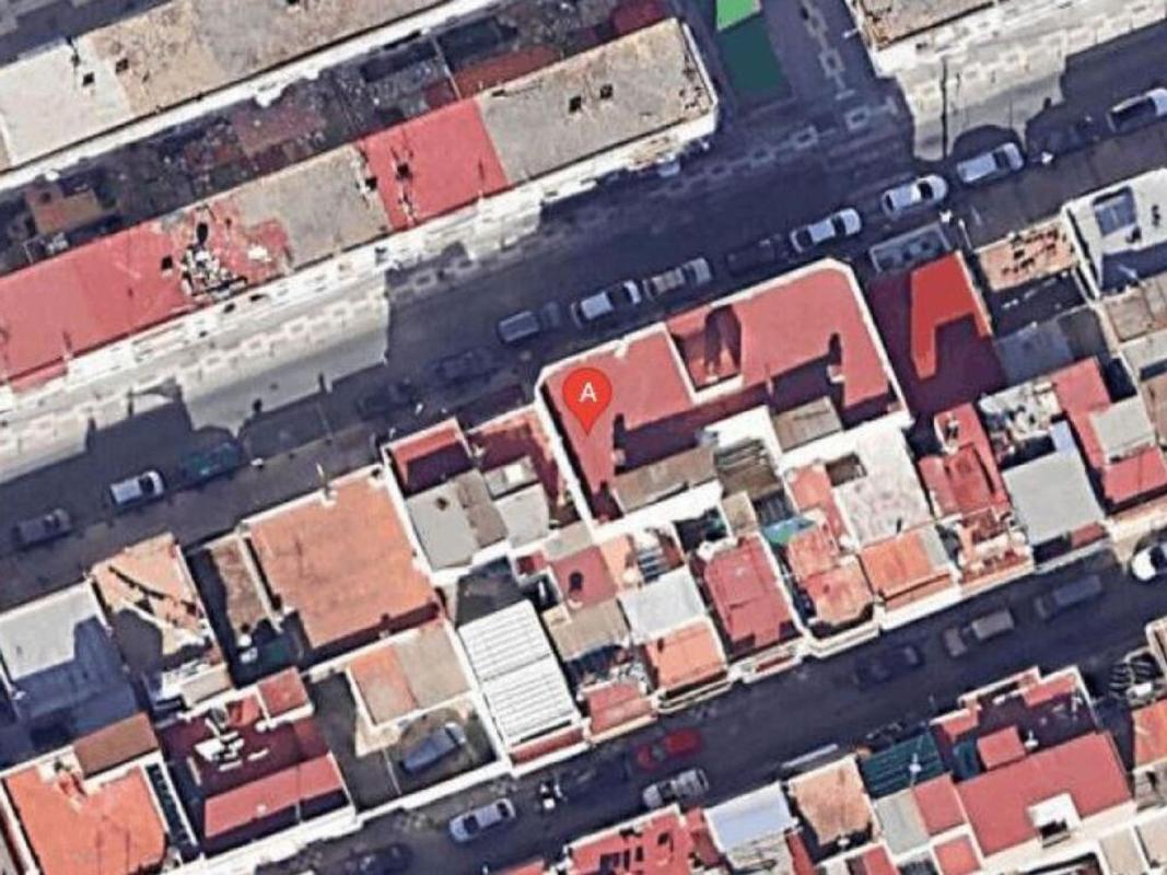Продажа квартиры на Piso en Travesía Amanita Cobos, 5, Barrio Alto, San Juan de Aznalfarache, Сан-Хуан-де-Азнафархе
 photo 5