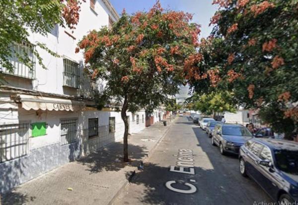 Продажа квартиры на Piso en Calle Laúd, La Plata, Sevilla, Севилья
 photo 2