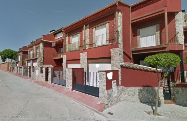 Chalet independiente en venta en Casa o chalet en Calle los Colegios s/n, Calera y Chozas, Calera y Chozas
 photo