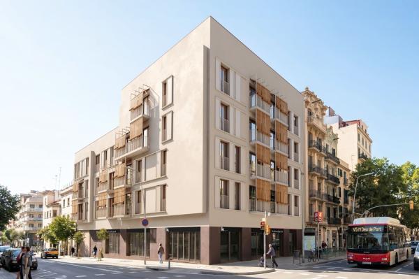 Promoción Creu Coberta 111 obra nueva en Barcelona photo 1