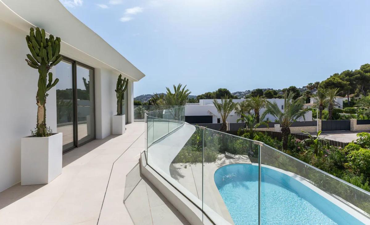 Properties for sale and rent in Spain photo 4