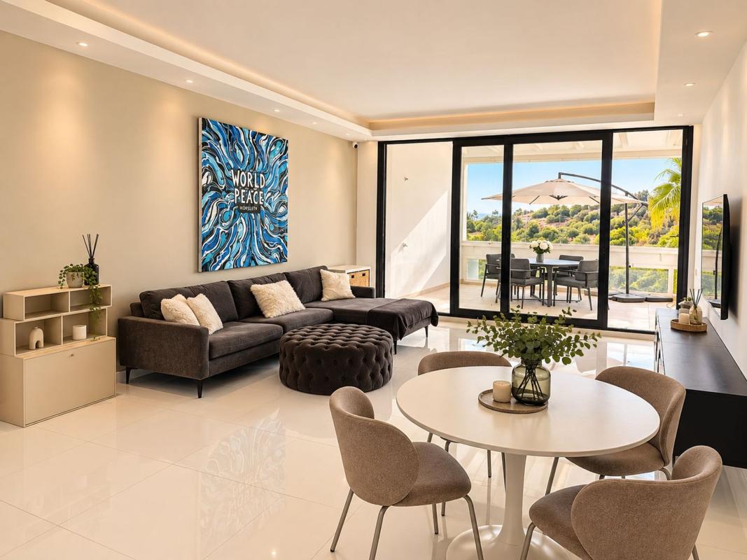 Venta de duplex en Dúplex en Calle Praga, 6, La Alquería, Benahavís, Benahavís photo 5