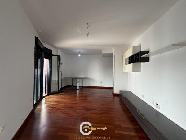 Venta de piso en Piso en Camino Viejo de Málaga, Vélez-Malaga, Vélez-Malaga
 photo 2
