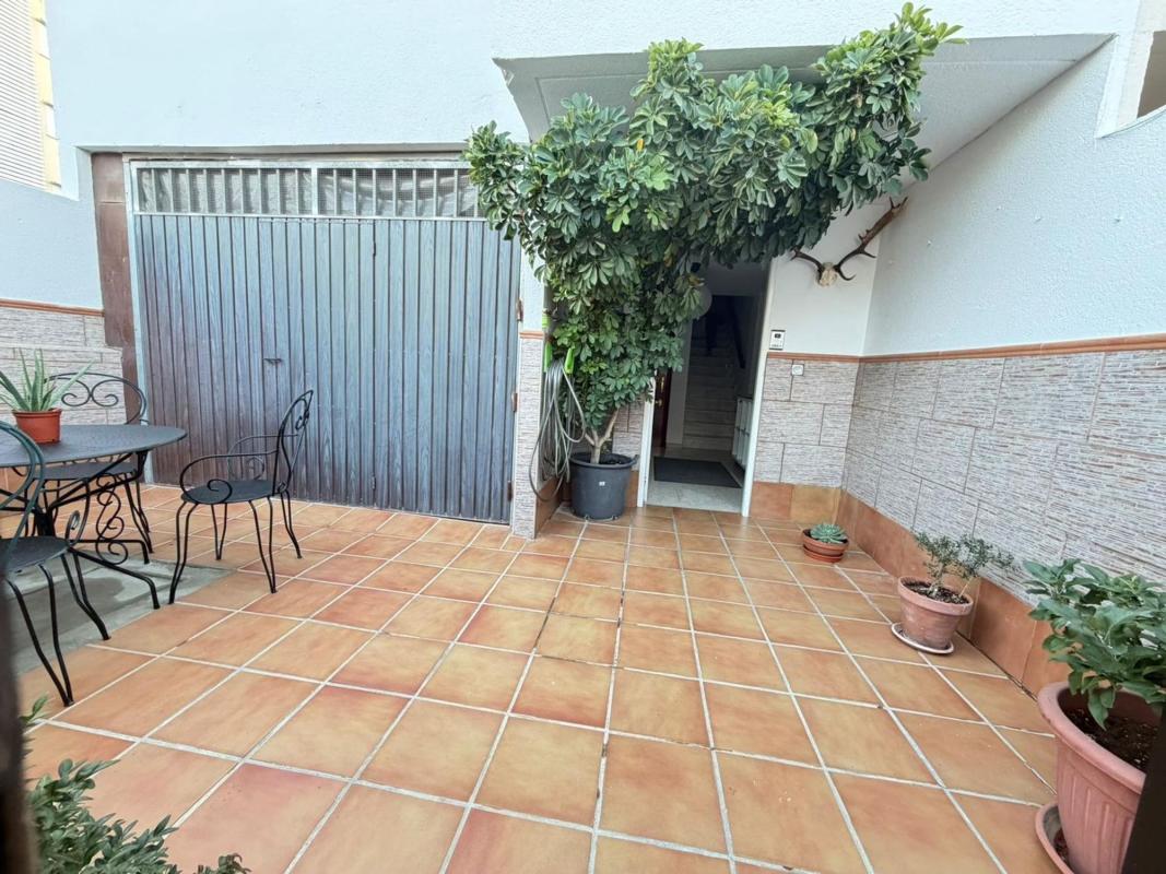 Propiedades en venta y alquiler en España photo 4