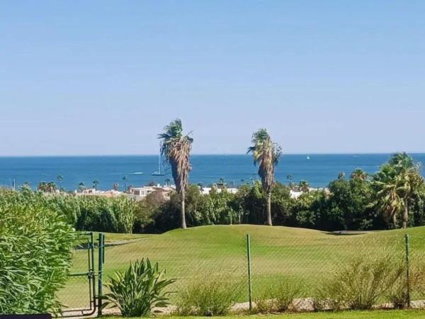 Продажа квартиры на Piso en Calle del Mediterráneo, Doña Julia Golf, Casares, Касарес
photo 1