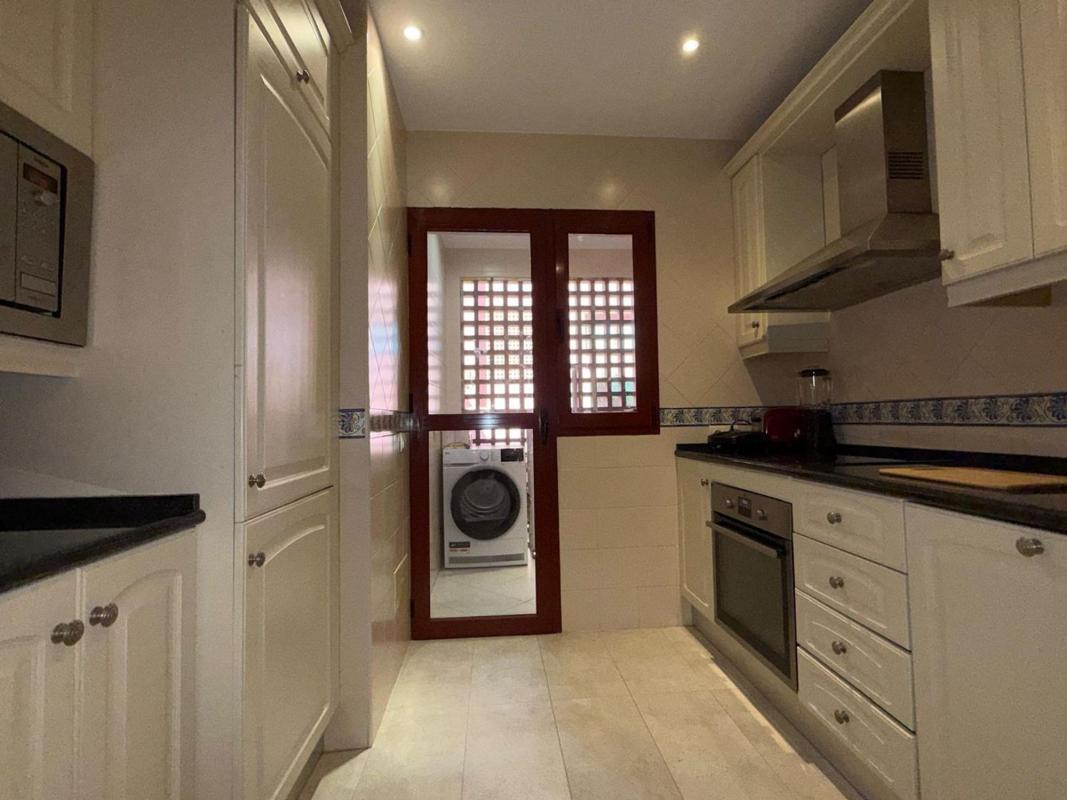 Venta de piso en Piso en Avenida Zurita, 5, Romana Playa, Marbella, Marbella
photo 5