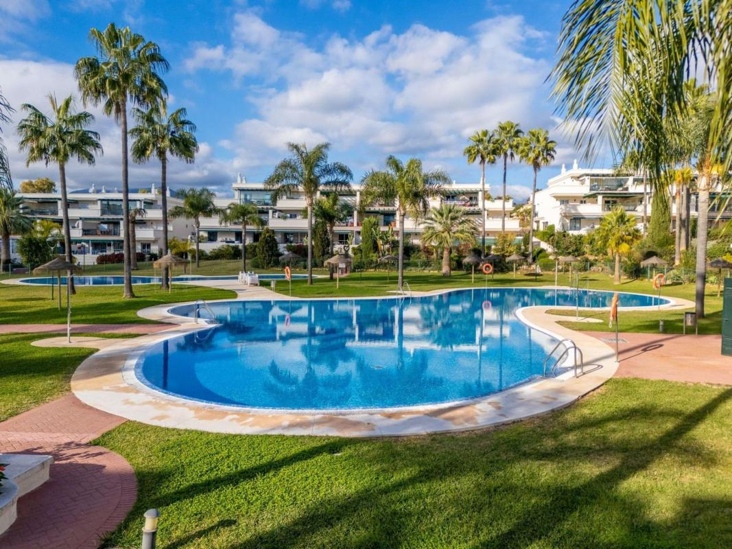 Venta de piso en Piso en Rodeo Alto-Guadaiza-La Campana, Marbella, Marbella
photo 1