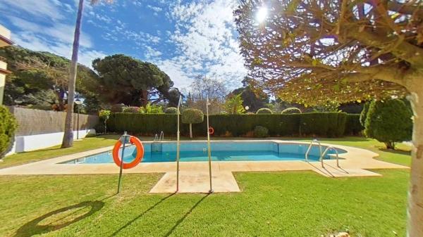 Дуплекс на продажу в Dúplex en Romana Playa, Marbella, Марбелла thumbnail 2