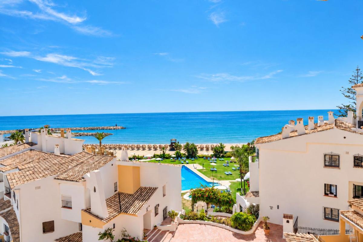 Sprzedaż duplexu w Dúplex en Cabopino - Artola, Marbella, Marbella photo 2