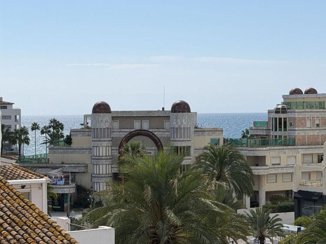 Продажа квартиры на Piso en Puerto Banús, Marbella, Марбелла
 photo 2