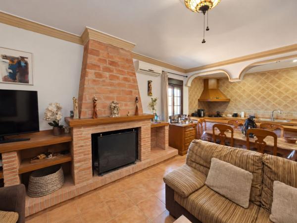 Finca rústica en venta en Casa rústica en Valtocado - La Alquería - La Atalaya, Mijas , Mijas thumbnail 2