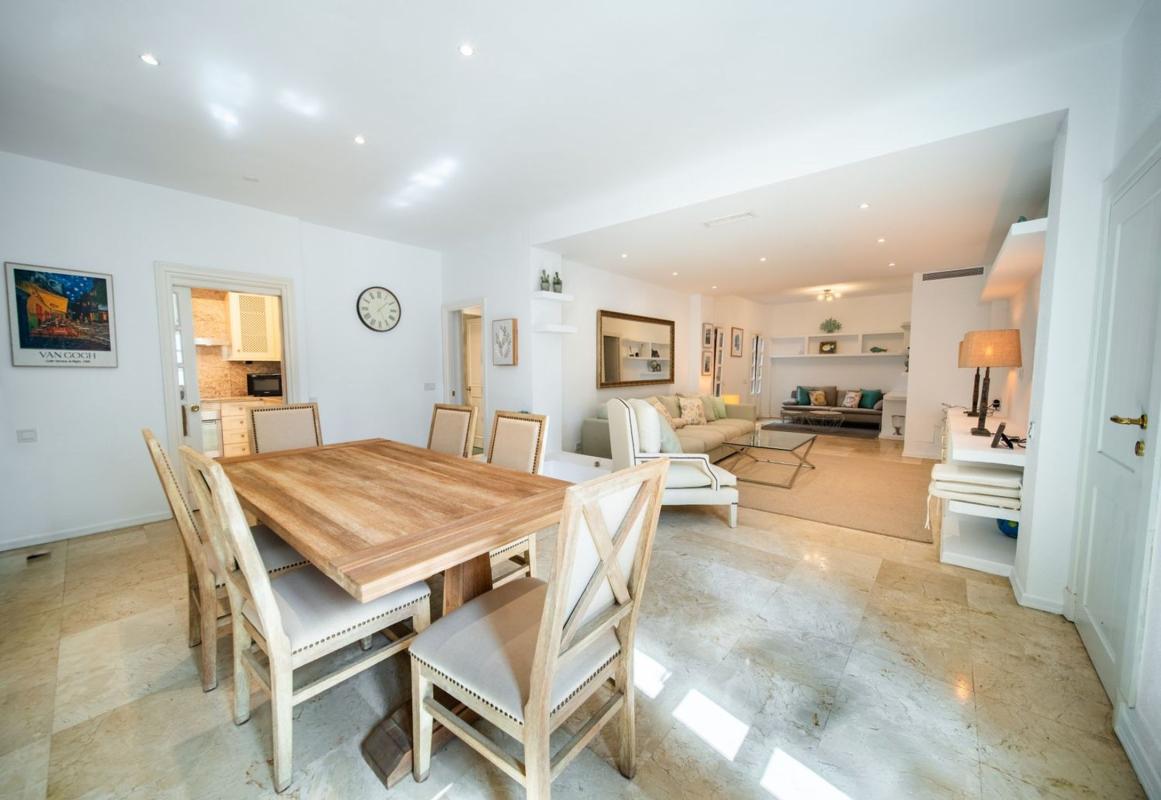 Продажа квартиры на Piso en Lomas de Marbella Club, Marbella, Марбелла
 photo 2
