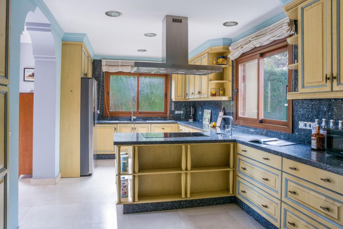 Недвижимость на продажу и в аренду в Испании photo 5