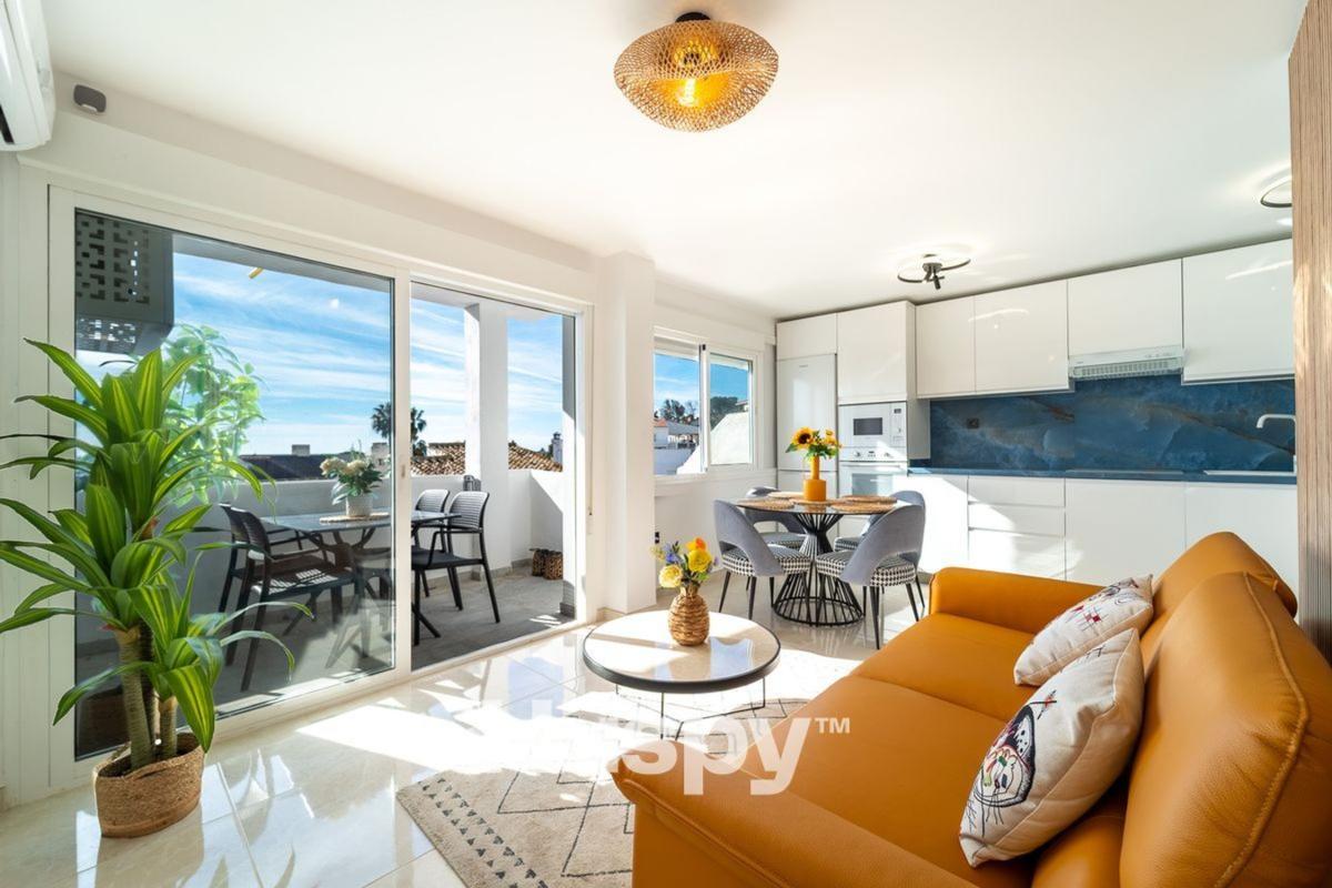 Продажа квартиры на Piso en Tesorillo de Torrenueva, La Cala de Mijas, Mijas, Михас
photo 1